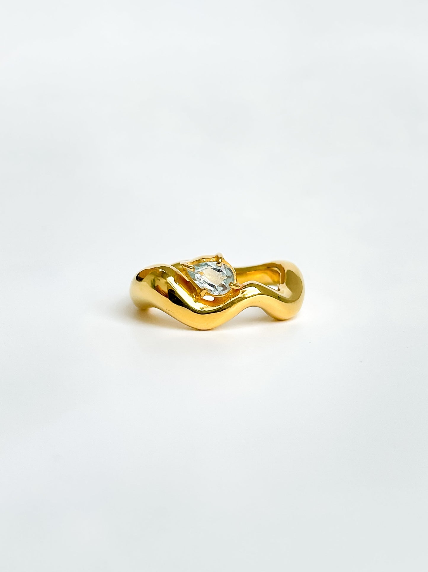 Wave Ring Gold with single Pear Aquamarine # 9 | Size 6