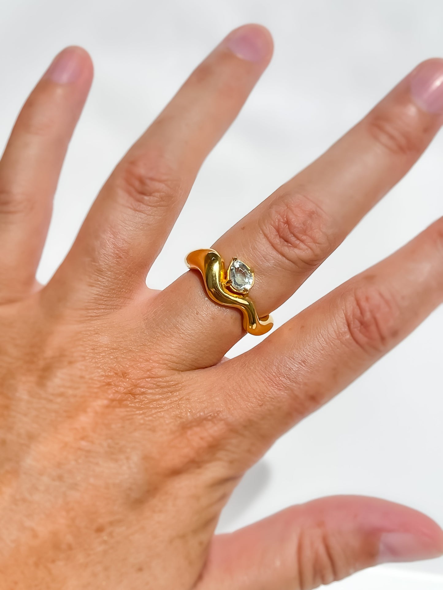 Wave Ring Gold with single Pear Aquamarine # 13 | Size 7