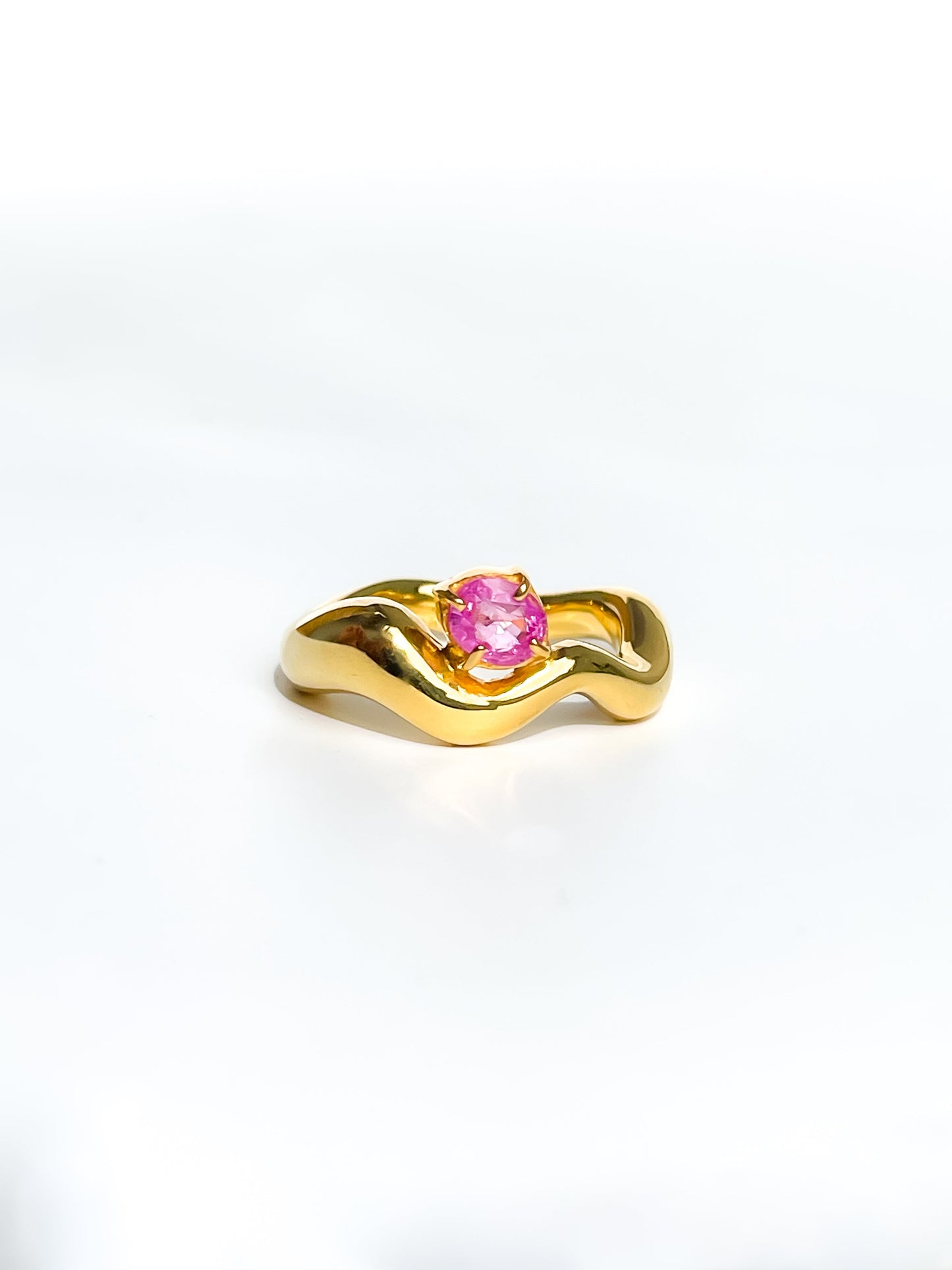 Wave Ring Gold with single Pink Tourmaline # 14 | Size 7
