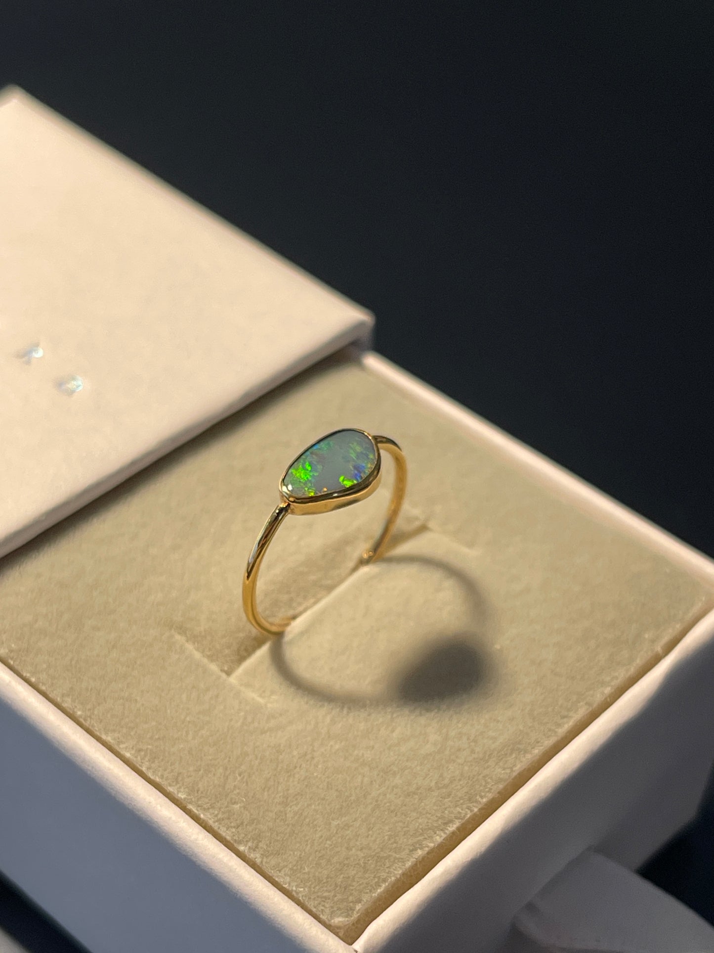 Opal Ring Gold Small - 2 -size 6
