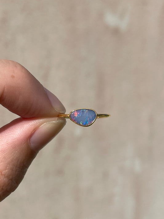 Opal Ring Gold Small - 2 -size 6