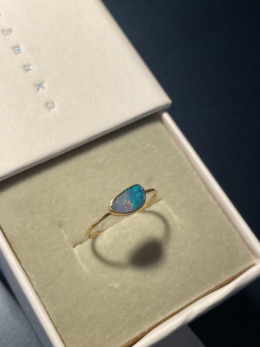 Opal Ring Gold Small - 3 -size 6