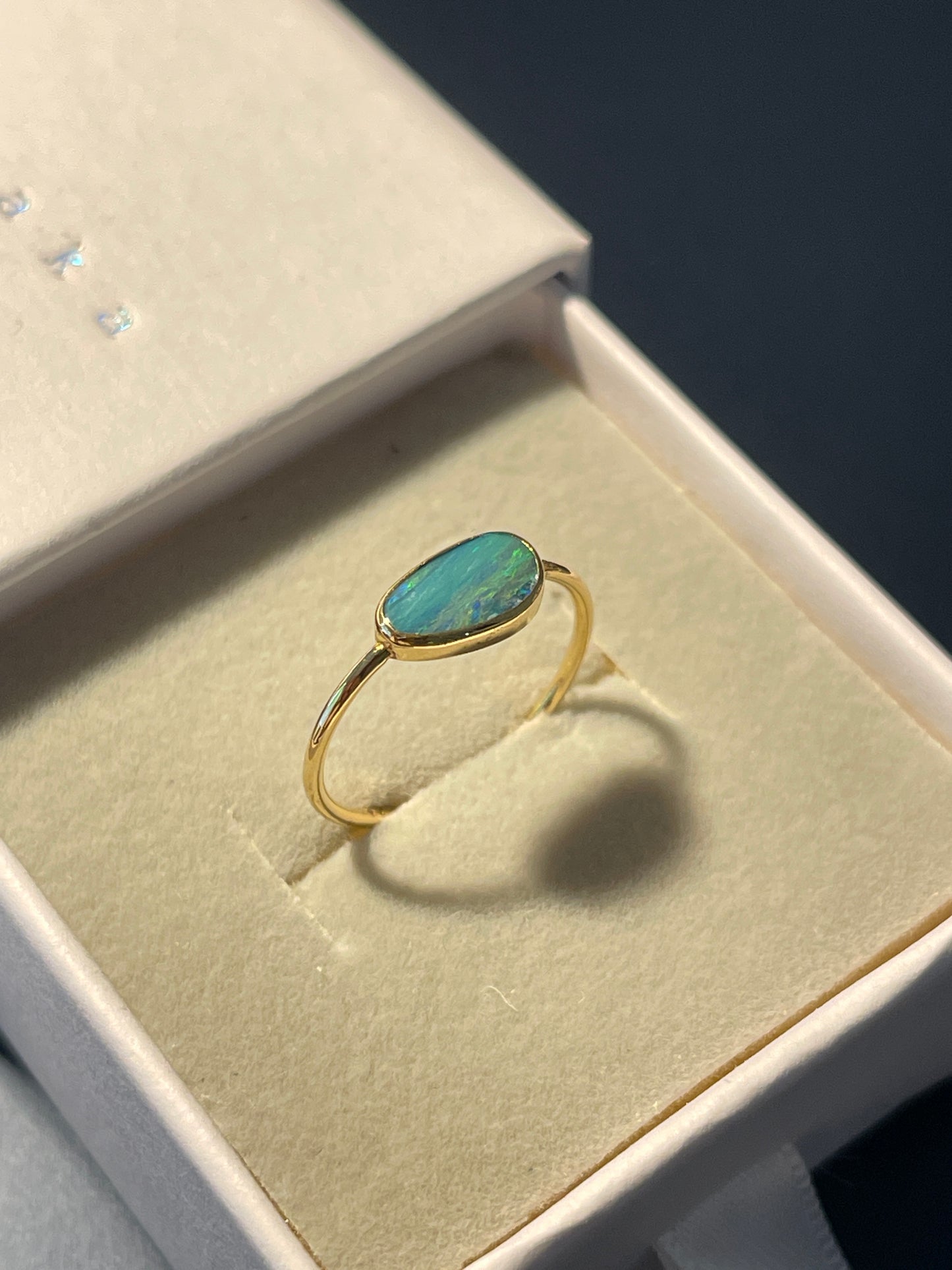 Opal Ring Gold Small - 7 -size 7