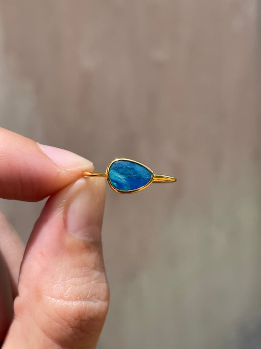 Opal Ring Gold Small - 9 -size 7.5