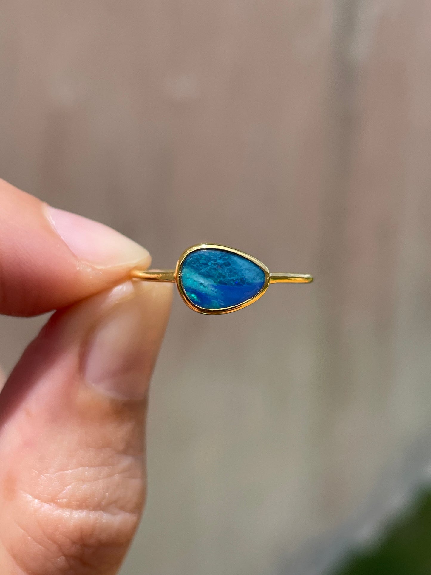 Opal Ring Gold Small - 9 -size 7.5