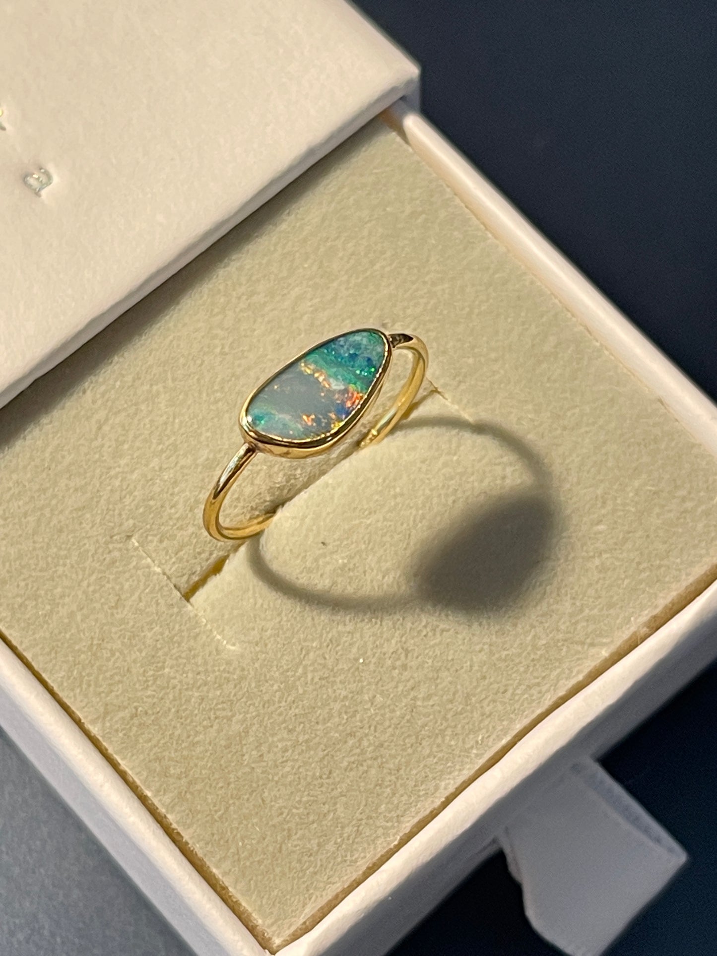Opal Ring Gold Large - 4 -size 7